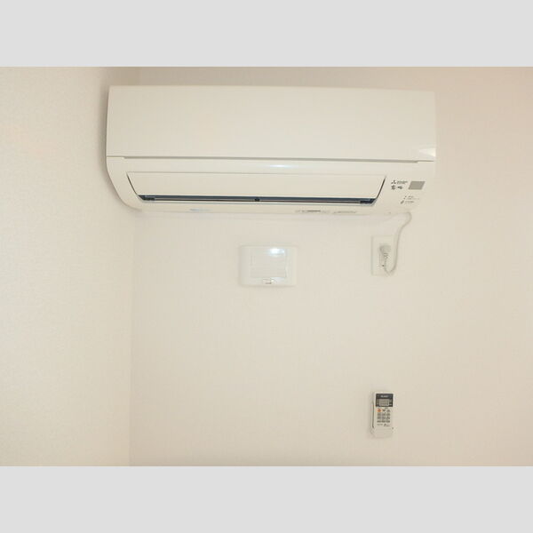 その他設備 (エアコン)