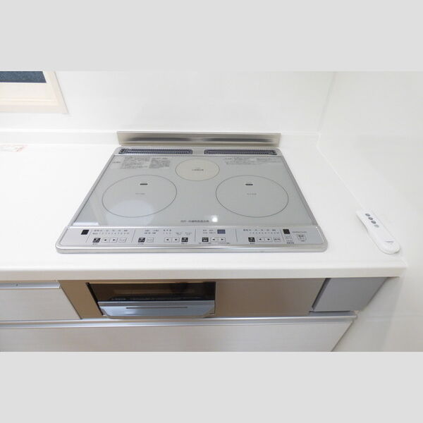キッチン (IHコンロ)
