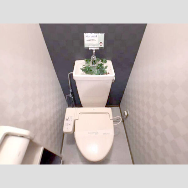 トイレ (温水洗浄暖房便座)