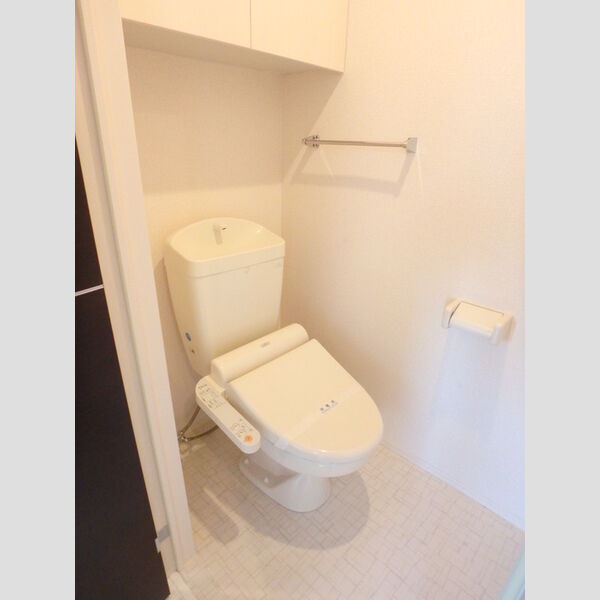 トイレ (温水洗浄暖房便座)