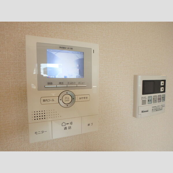 その他設備 (TVインターホン・給湯器リモコン)