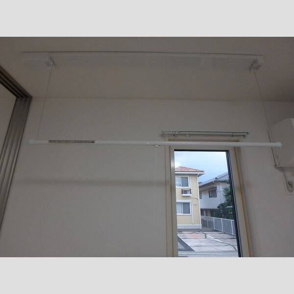 その他 (室内物干し)