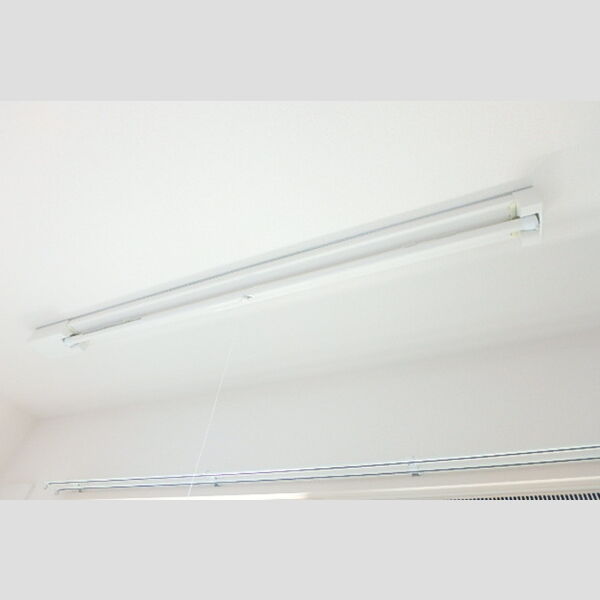 その他 (室内物干し)