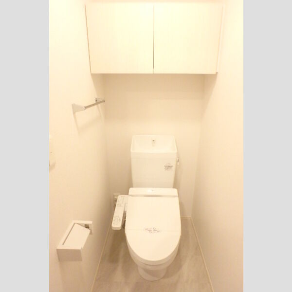 トイレ (温水洗浄暖房便座)