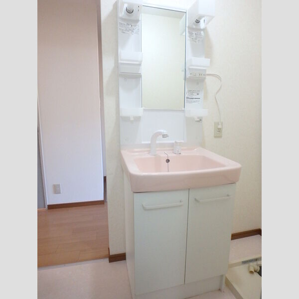 洗面所 (洗髪洗面化粧台)