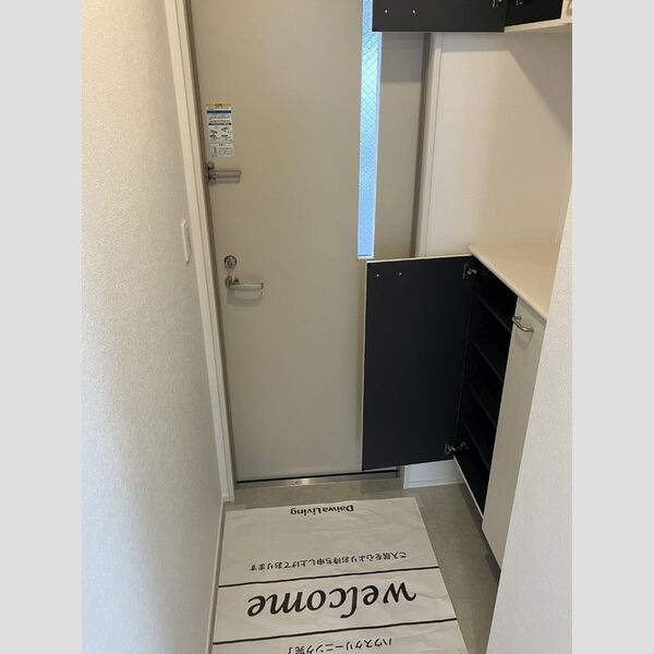 玄関 (玄関)