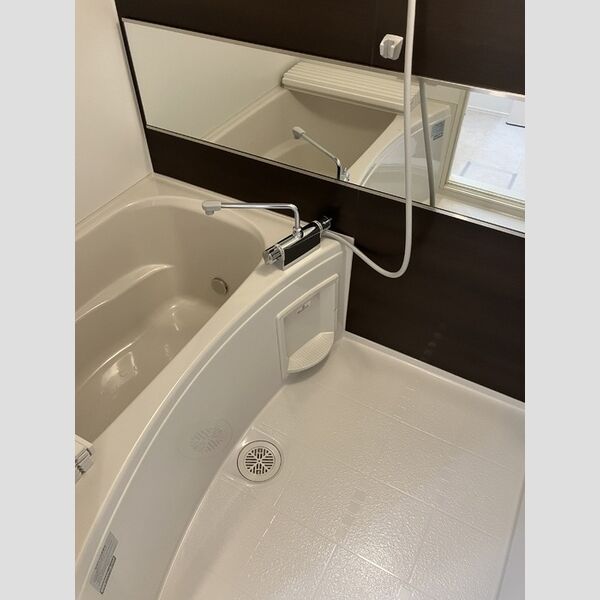 バス (浴室)