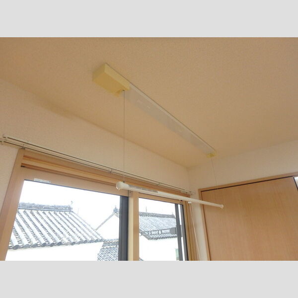その他 (室内物干し)