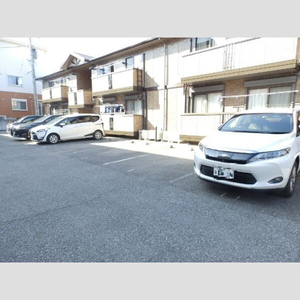 駐車場 (駐車場)