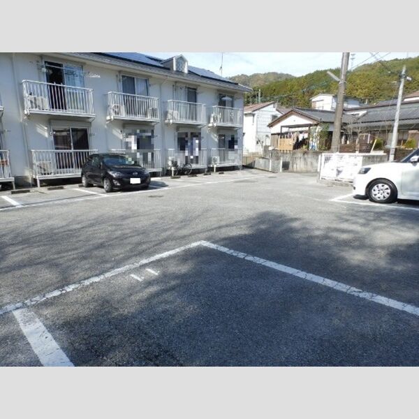 駐車場 (駐車場①)