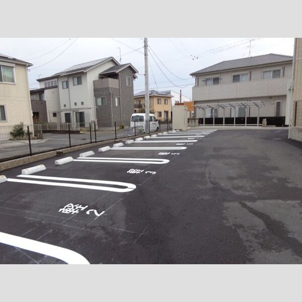 現地周辺 (駐車場)