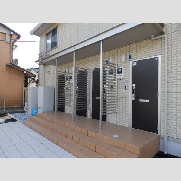 エントランス (エントランス)