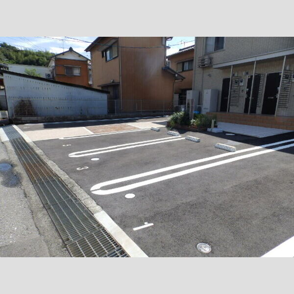 駐車場 (駐車場)