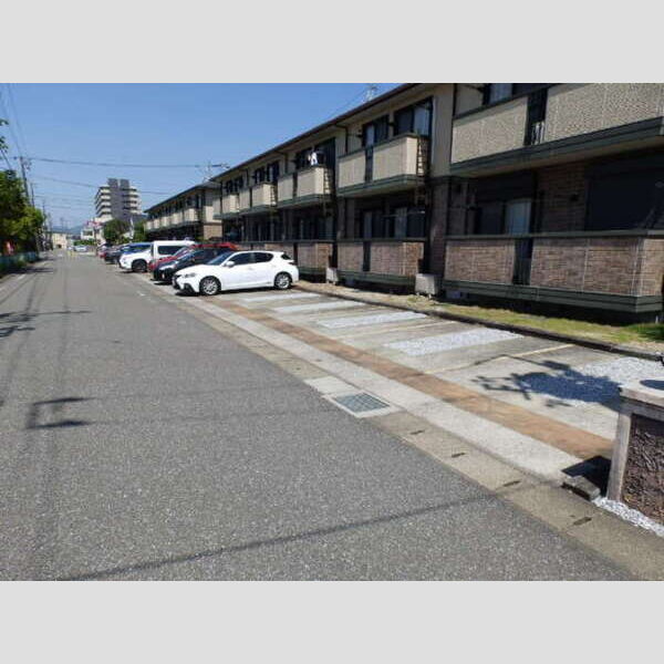 駐車場 (駐車場)