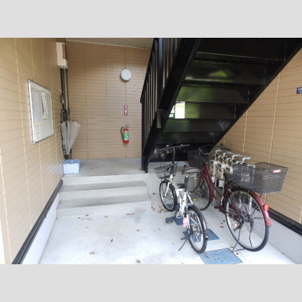 エントランス (エントランス)