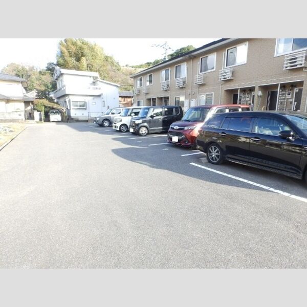 駐車場 (駐車場)