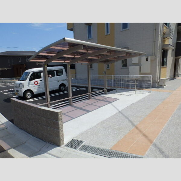 駐車場 (駐輪場)