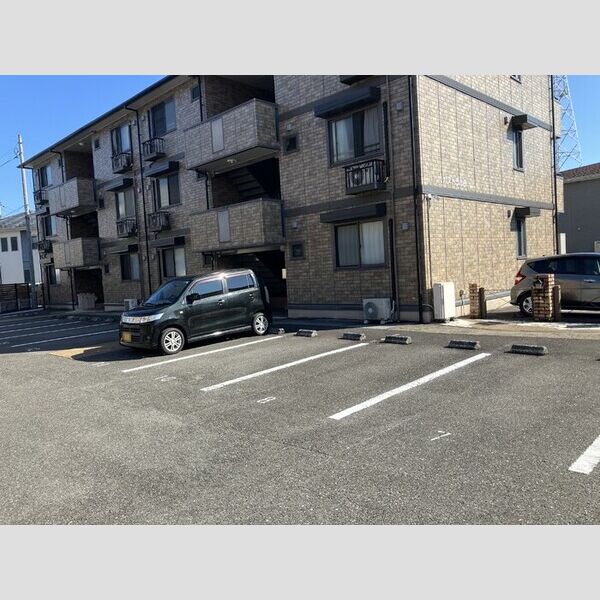 駐車場 (駐車場)