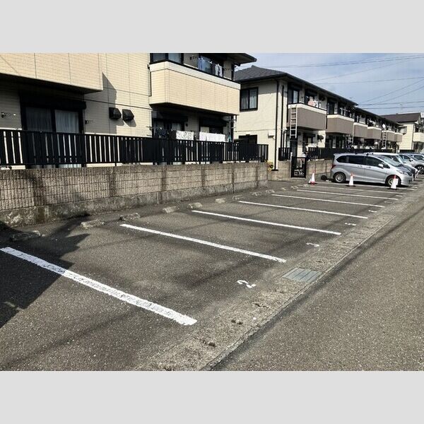 駐車場 (駐車場)