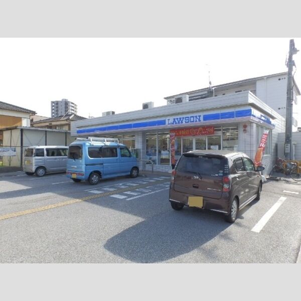 現地周辺 (ローソン)