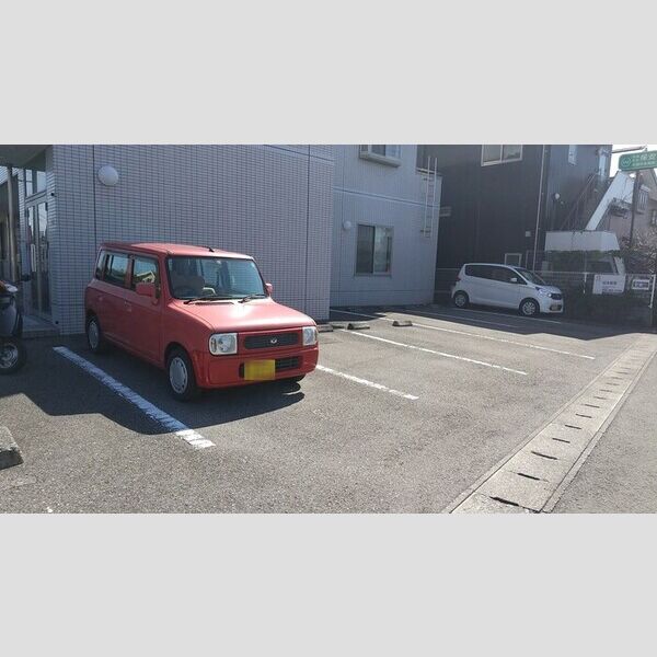 駐車場 (駐車場)