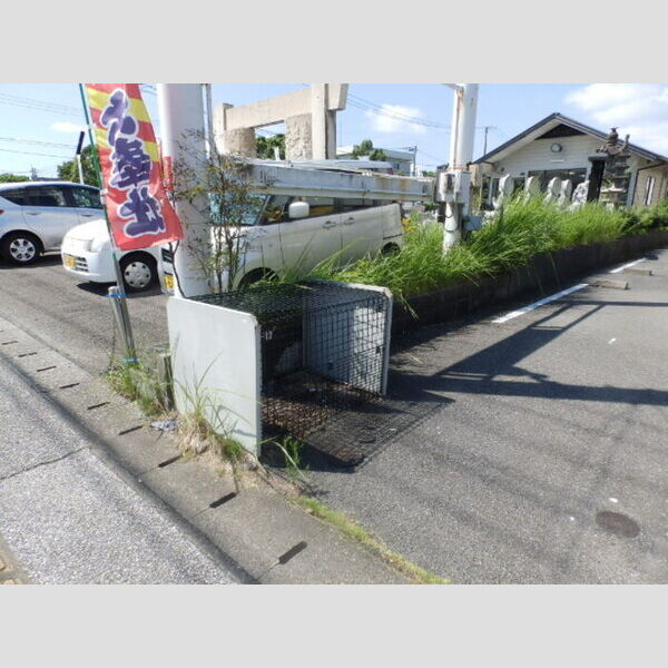 現地周辺 (ゴミ置き場)