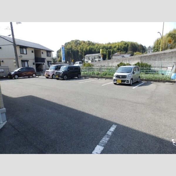 駐車場 (駐車場)