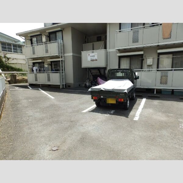 駐車場 (駐車場)