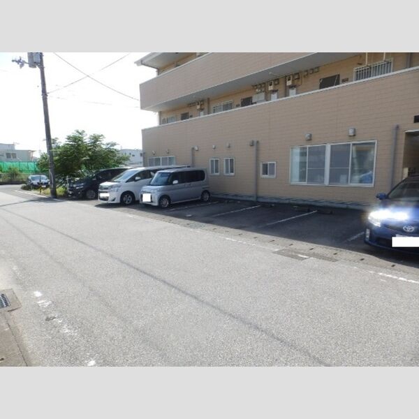 駐車場 (駐車場)