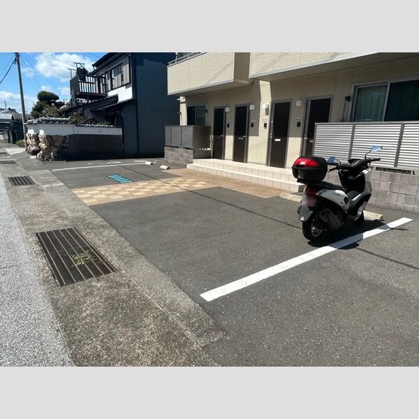 駐車場 (駐車場)