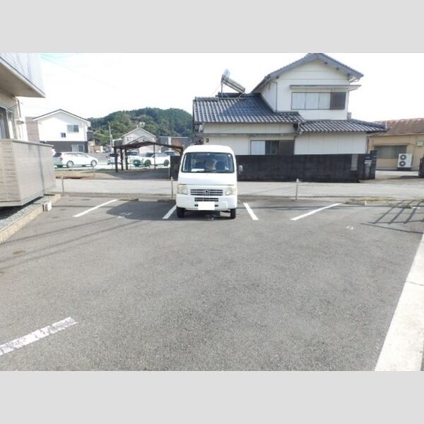 駐車場 (駐車場)