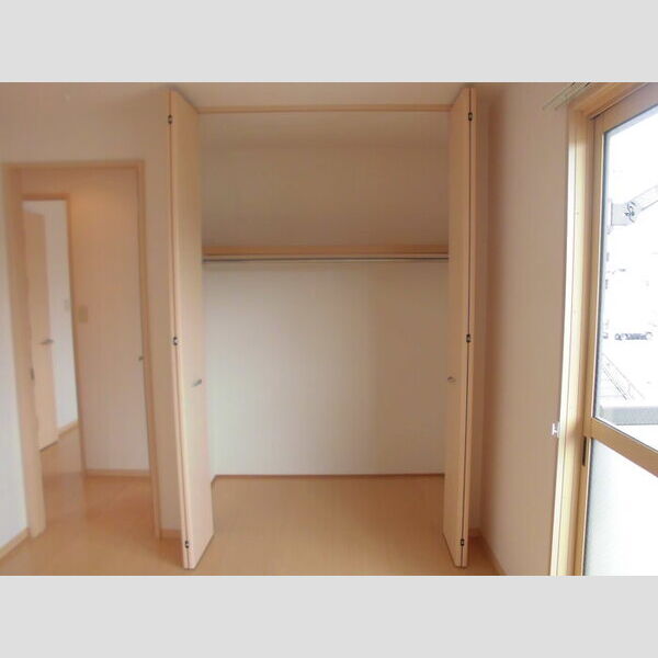 収納 (ウォークインクローゼット)