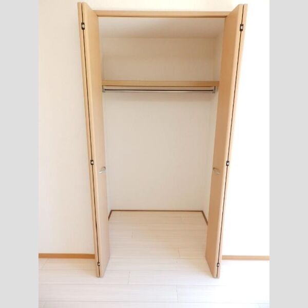 収納 (クローゼット)