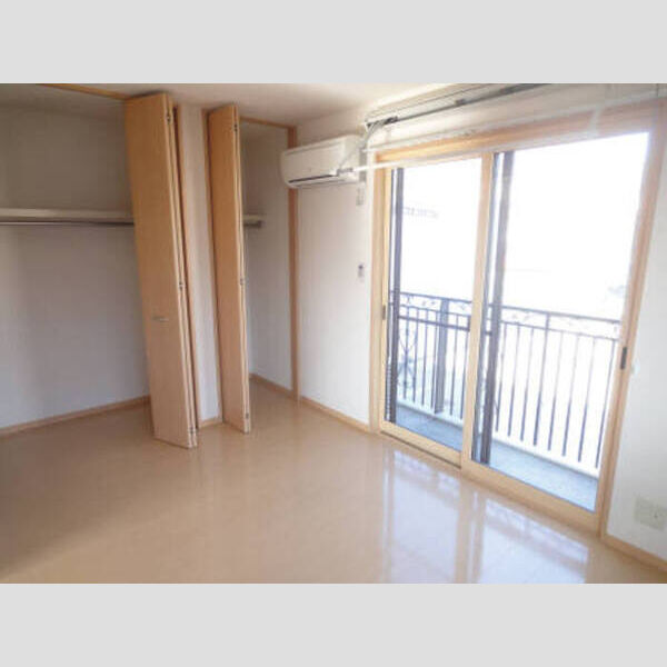 居室・リビング (101 2F洋室)