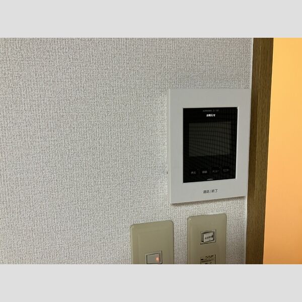 その他設備 (モニター付きインターホン)