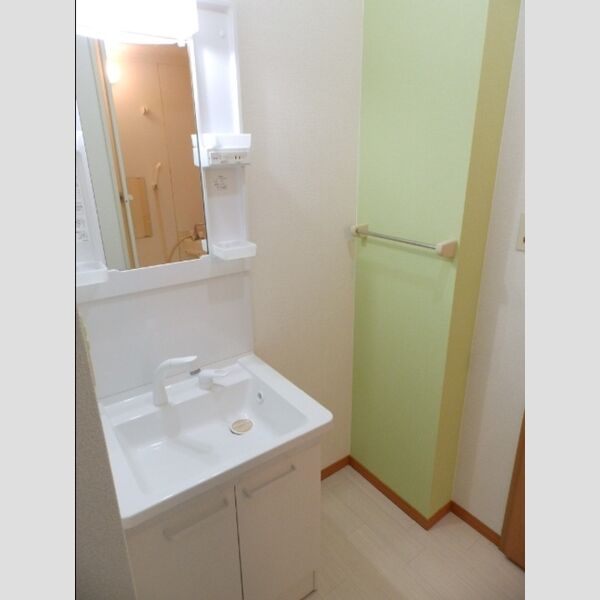 洗面所 (洗髪洗面化粧台)