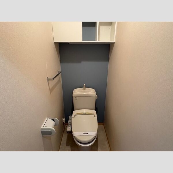 トイレ (温水洗浄暖房便座)