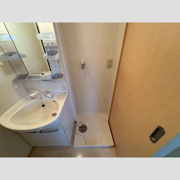 その他設備 (室内洗濯機置場)