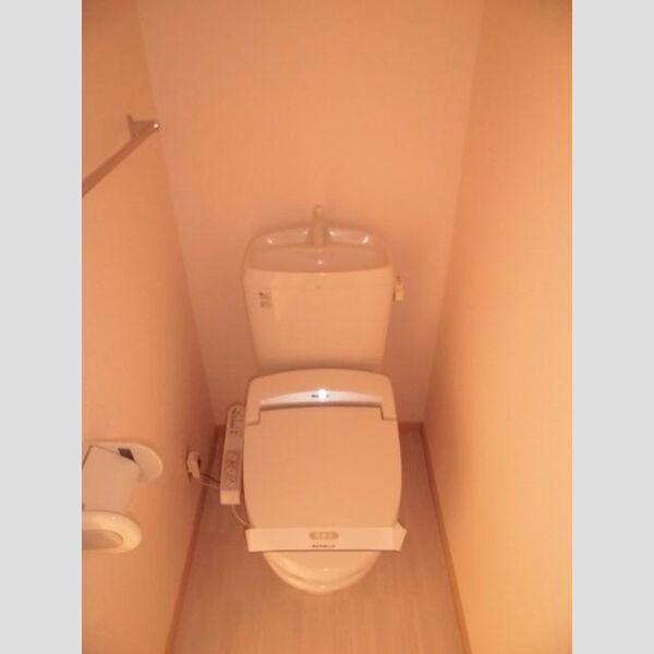 トイレ (温水洗浄暖房便座)