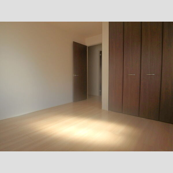 その他 (洋室)