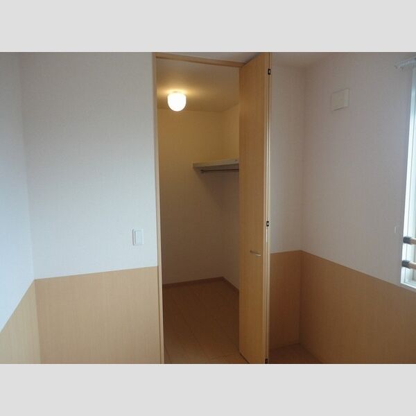 収納 (ウォークインクローゼット)