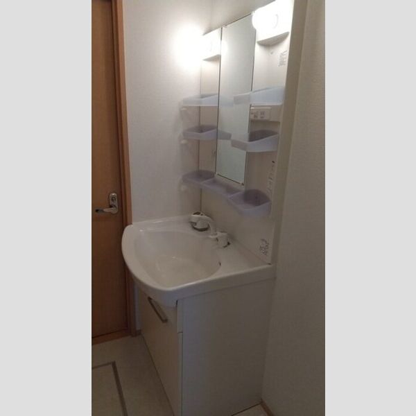 洗面所 (洗髪洗面化粧台)