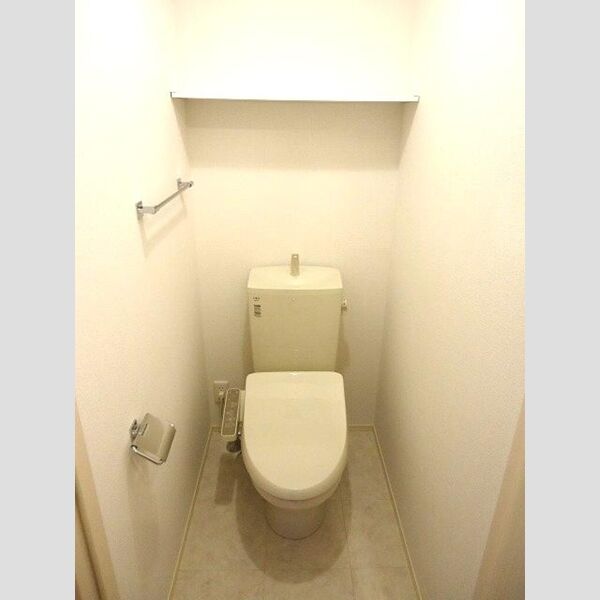 トイレ (温水洗浄暖房便座)