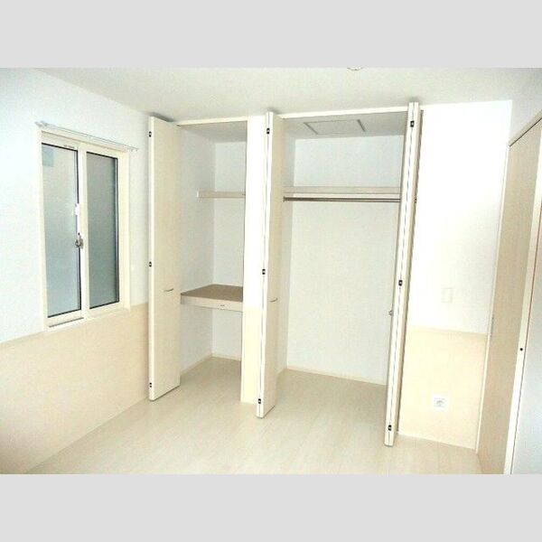 収納 (洋室6帖収納)