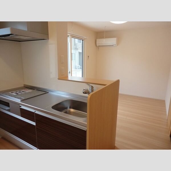 居室・リビング (リビングダイニングキッチン)