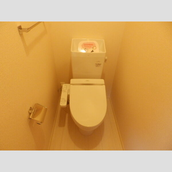 トイレ (温水洗浄暖房便座)