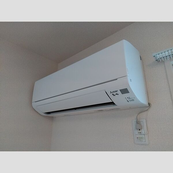 その他設備 (エアコン)