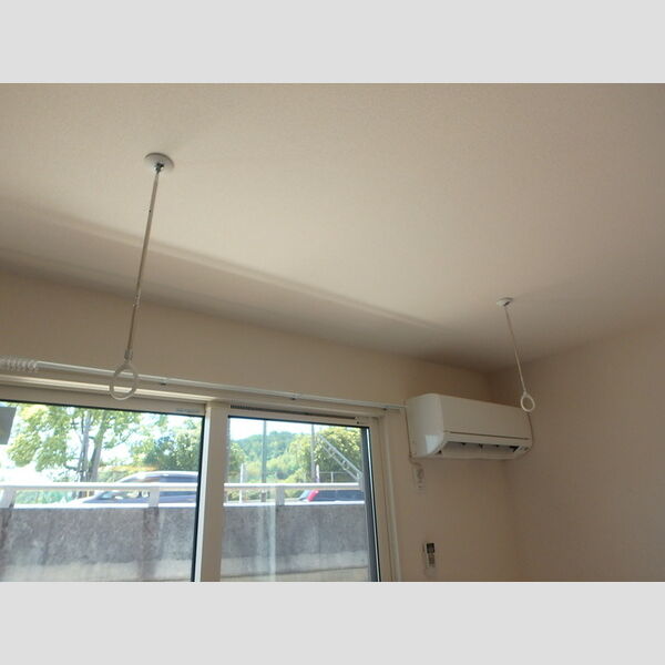 その他 (室内物干し)