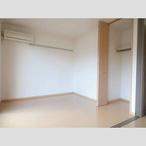 居室・リビング (101南洋室)