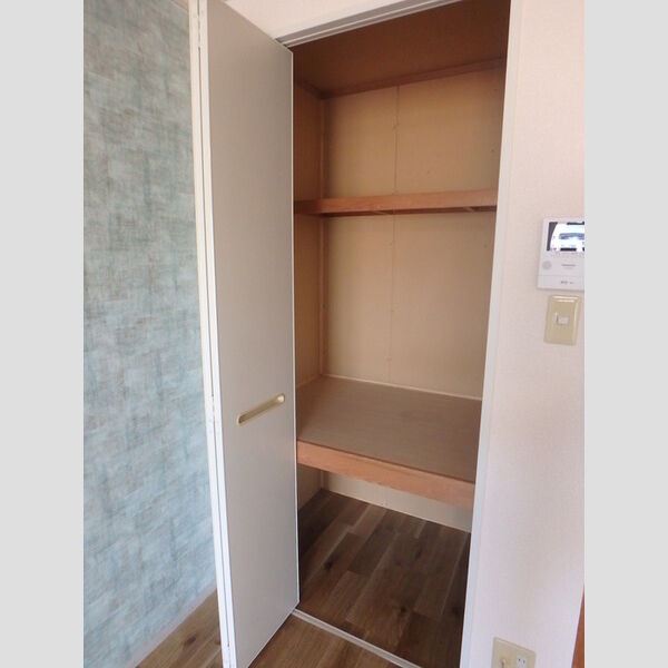 収納 (クローゼット)